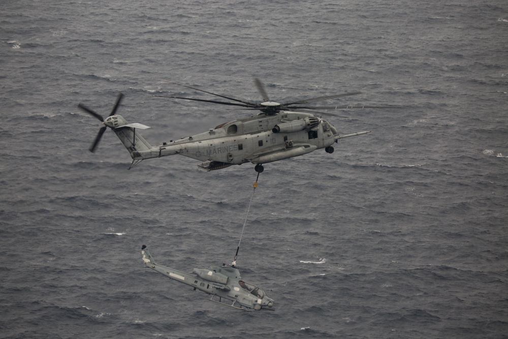 HMH-465 Successfully Recovers AH-1Z Viper Helicopter