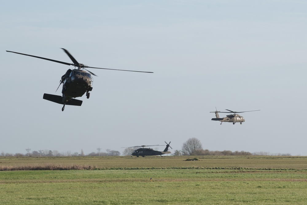 1CAB 1ID Helicopters leave Belgium for Atlantic Resolve
