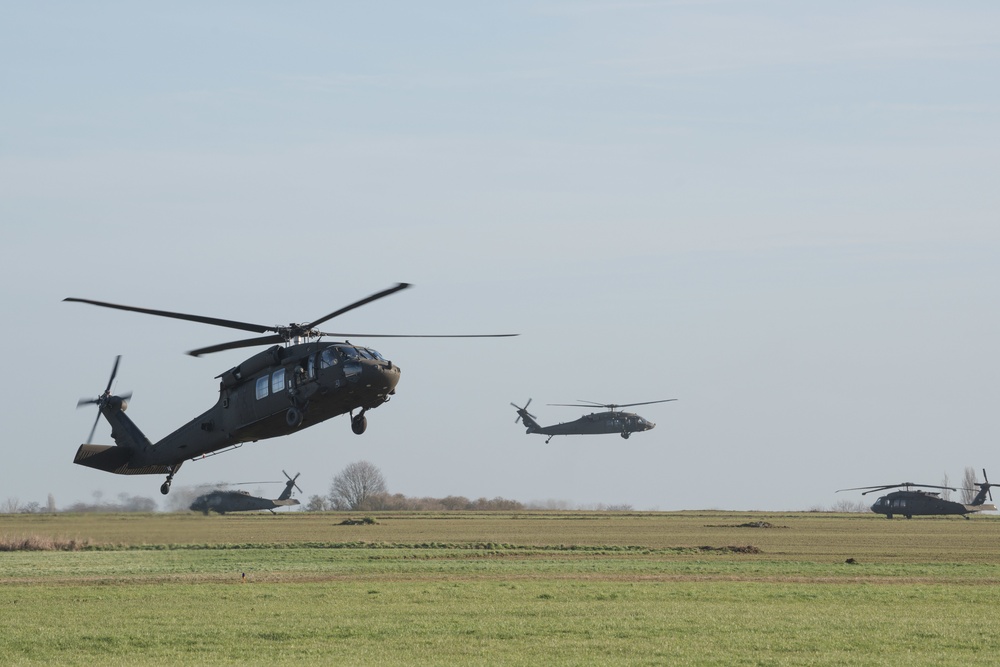 1CAB 1ID Helicopters leave Belgium for Atlantic Resolve