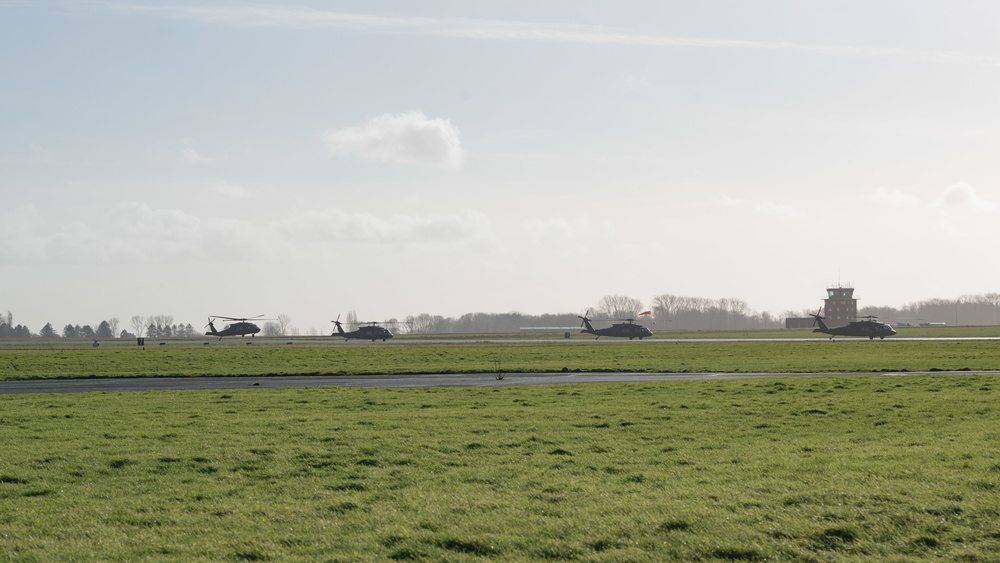 1CAB 1ID Helicopters leave Belgium for Atlantic Resolve