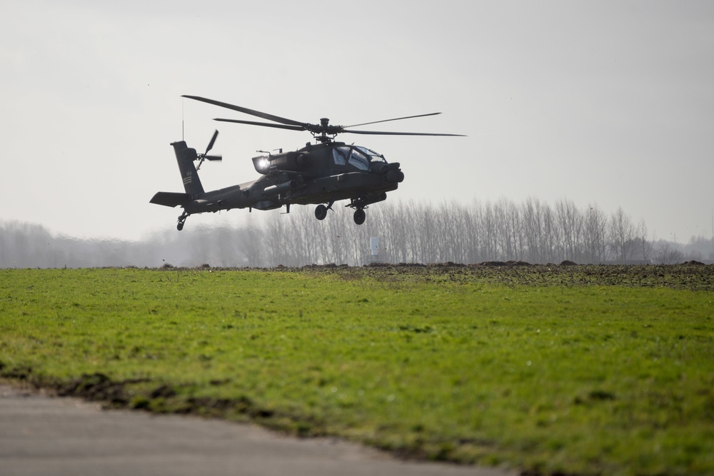 1CAB 1ID Helicopters leave Belgium for Atlantic Resolve