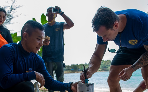 Cobra Gold 19: U.S. and Royal Thai Navy denizens of the deep