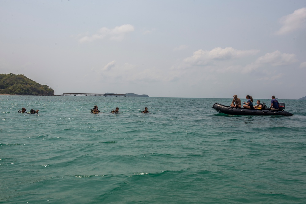 Cobra Gold 19: U.S. and Royal Thai Navy denizens of the deep