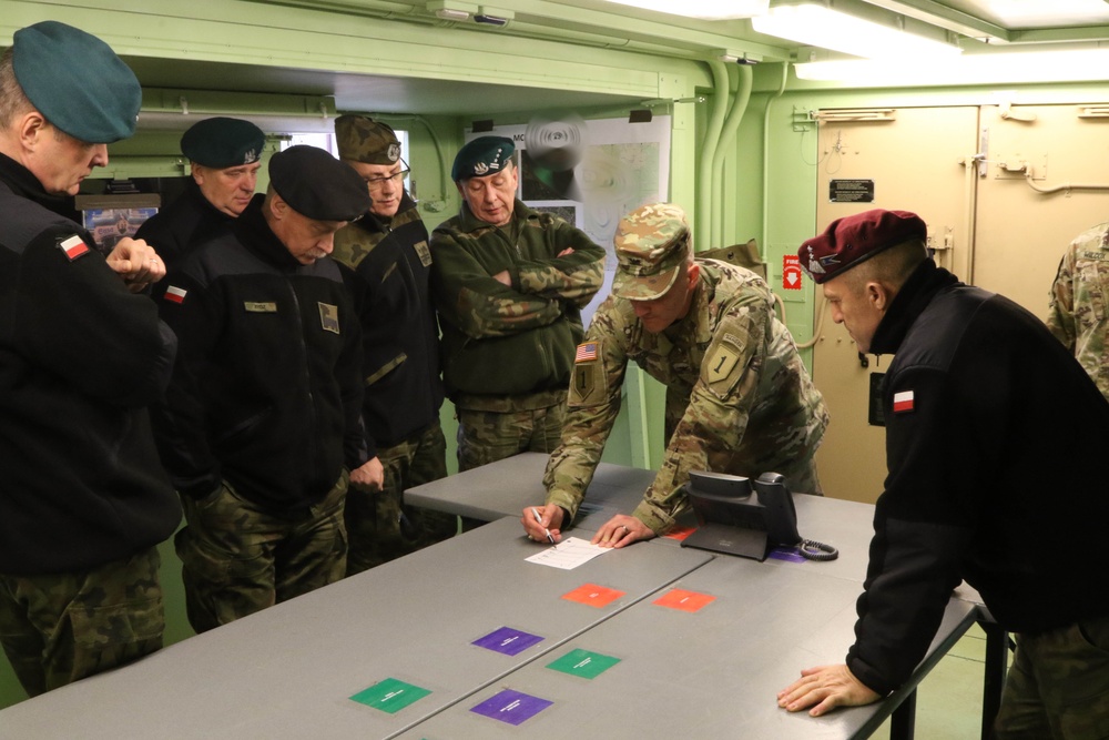 Polish Deputy Chief of the General Staff visits the Mission Command Element