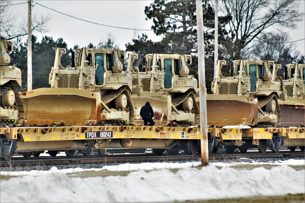 Engineer unit loads railcars for 2019 Operation Resolute Castle deployment at Fort McCoy