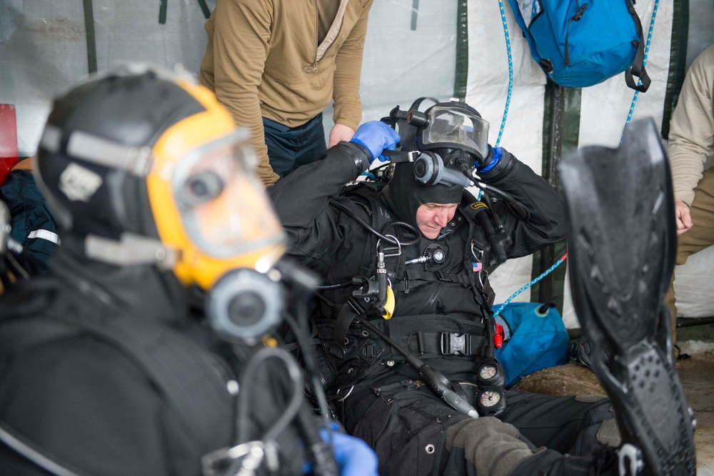 Divers Participate in Ice Diving Training