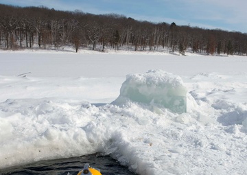 Divers Participate in Ice Diving Training