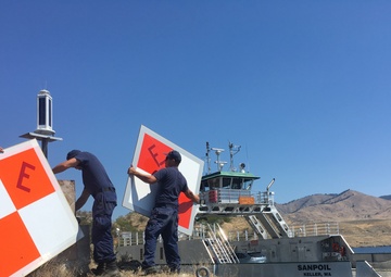 Coast Guard Kennewick crew members service Aids to Navigation