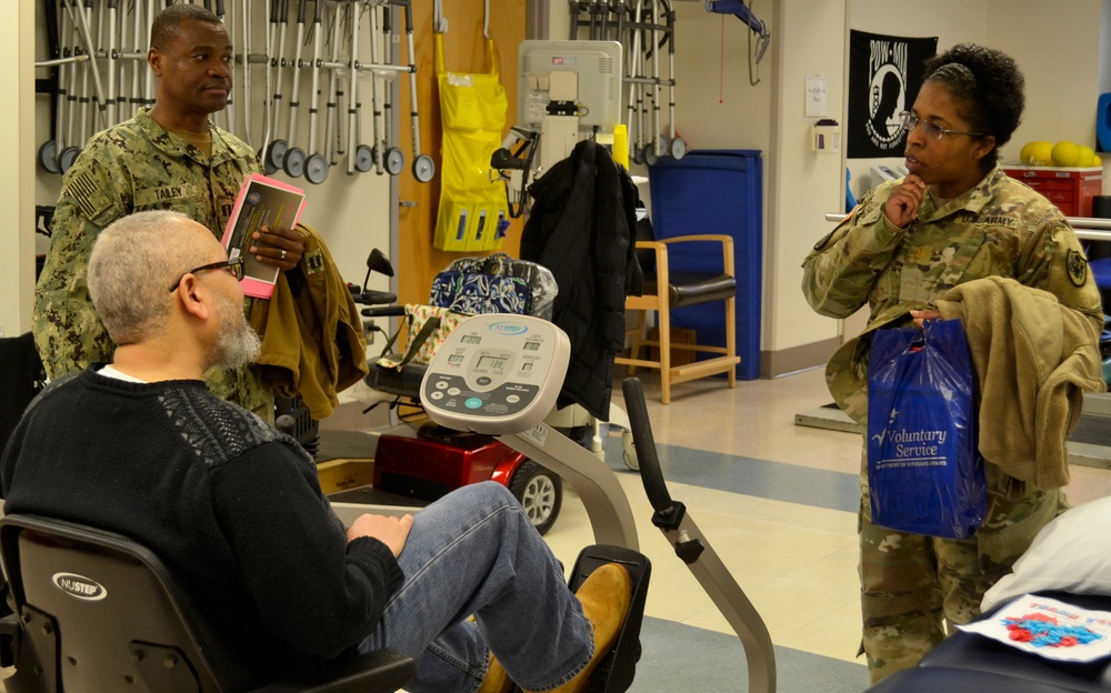Troop Support volunteers visit patients at local veteran medical center