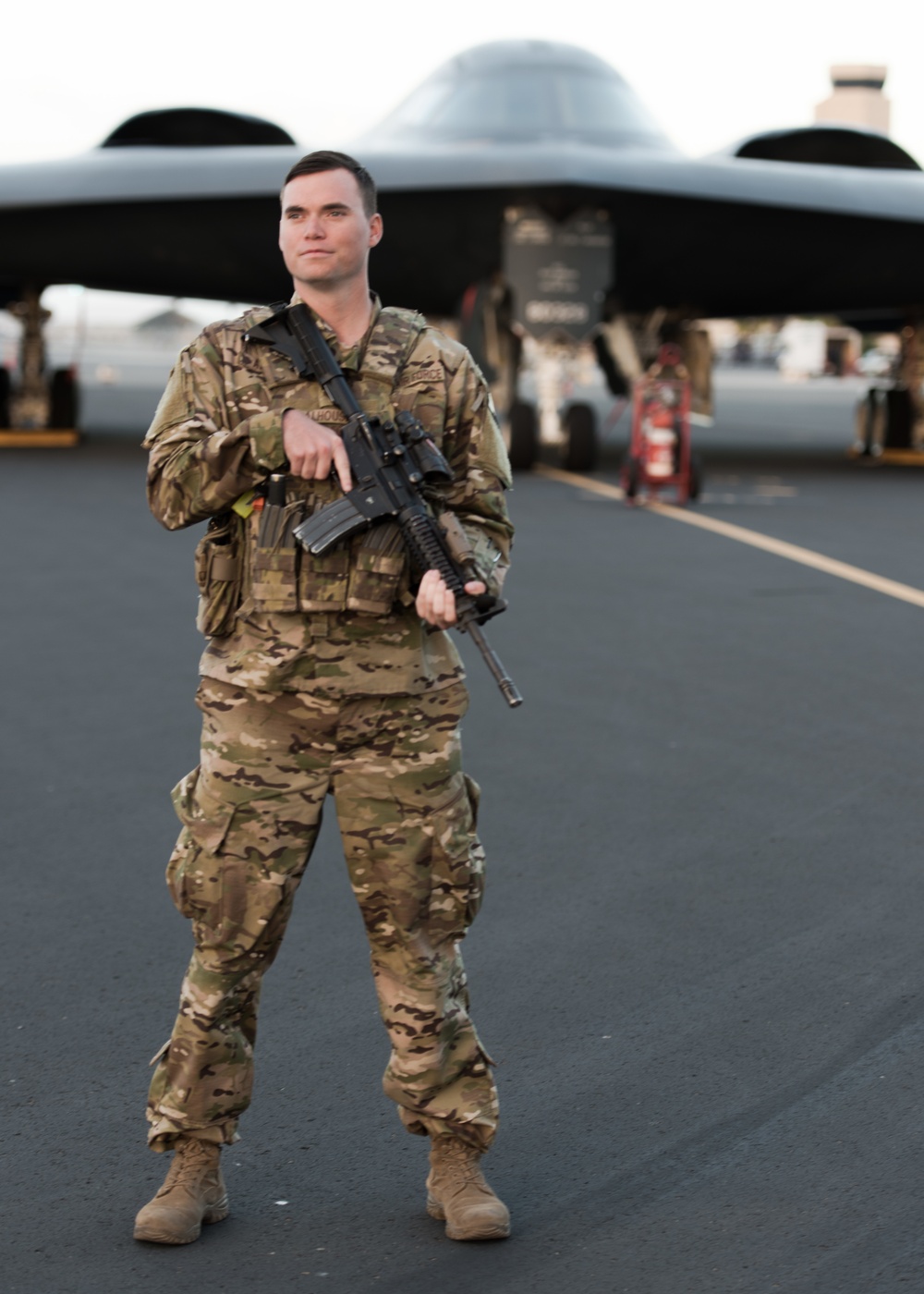 DVIDS - Images - Security Forces Airman Guards B-2 Spirit Stealth ...