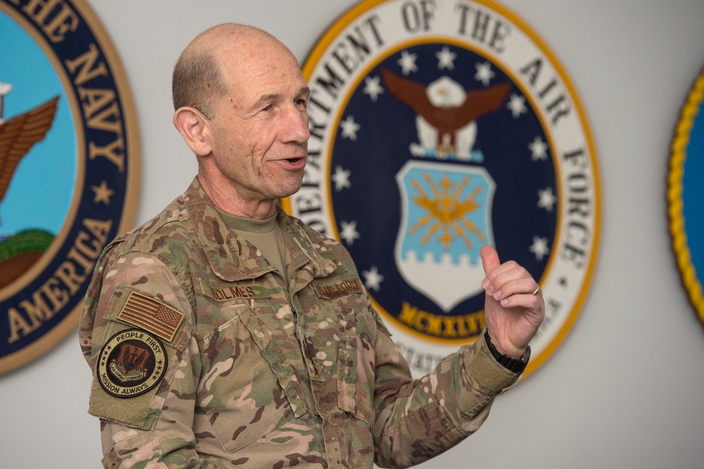 Top ACC leaders visit Al Udeid