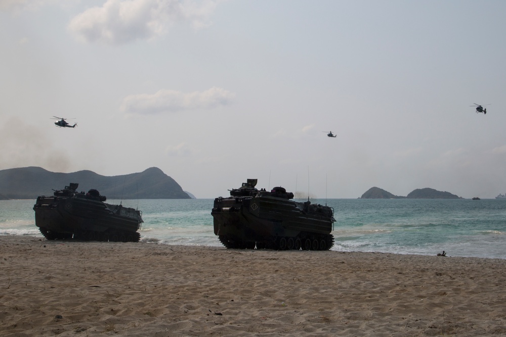 Cobra Gold 19: U.S., ROK, and Royal Thai Marines rehearse an amphibious assault