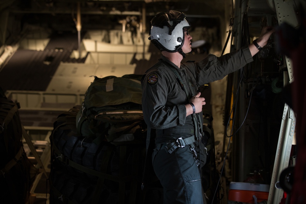 Cobra Gold 2019: U.S. Recon, Royal Thai Recon, ROK Recon VMGR-152 conduct joint air drop and para-operation training