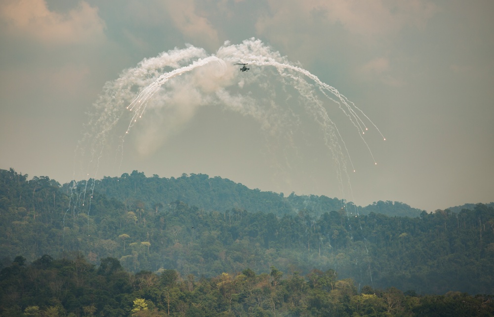 Cobra Gold 2019: HMLA-267, MWSS-172 conduct joint live fire training with 4th Tank Battalion, Marine Artillery