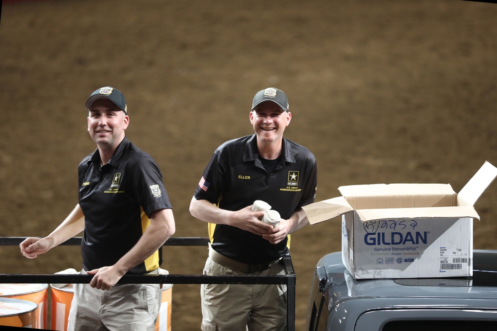 Army Soldiers attend Texas rodeo as guests