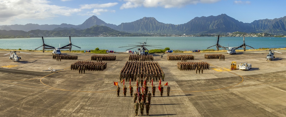 Marine Aircraft Group 24 group photo