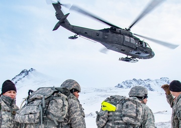 Alaska Army National Guard engineers train for cold weather