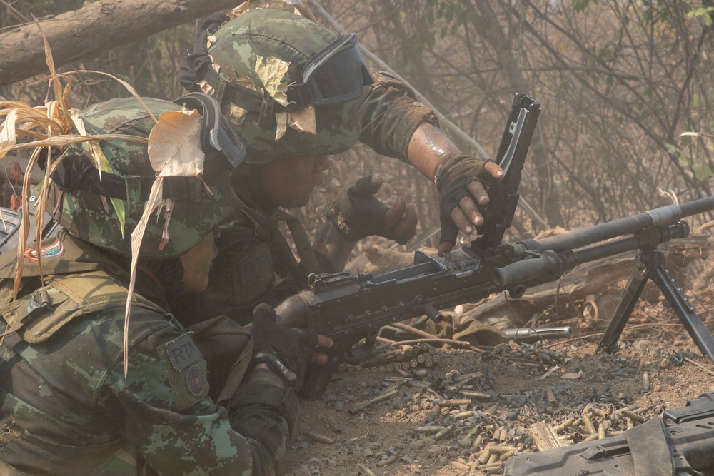 Thai, U.S. soldiers hone platoon-level skills