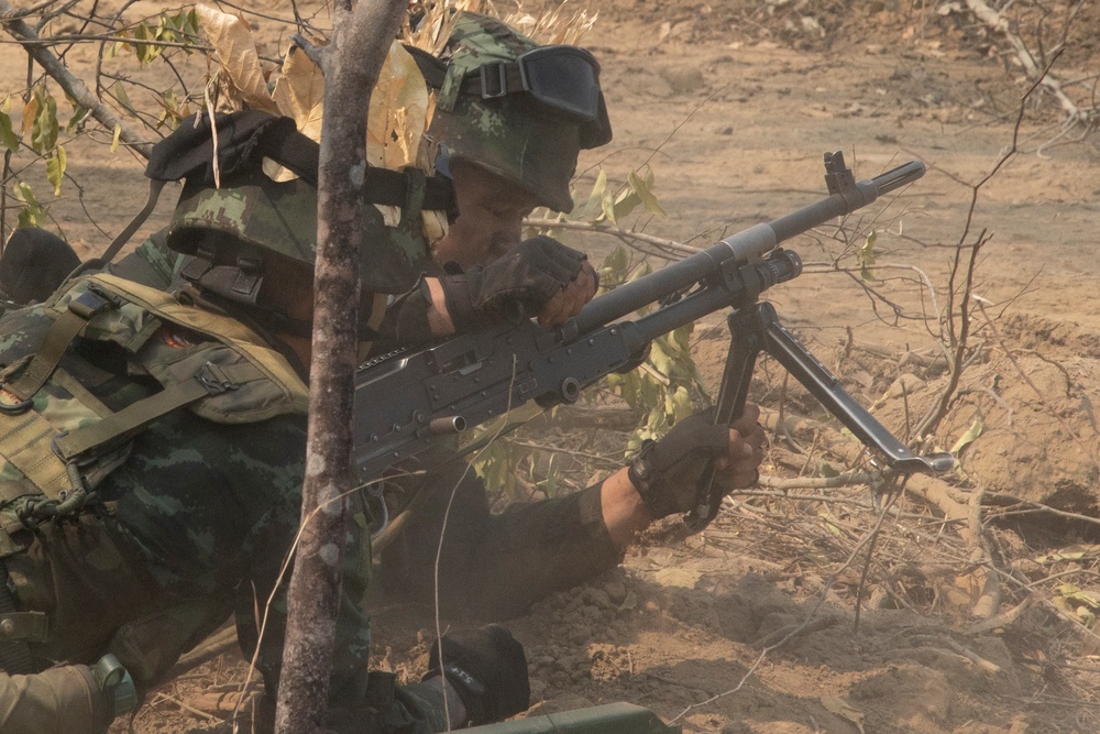 Thai, U.S. soldiers hone platoon-level skills