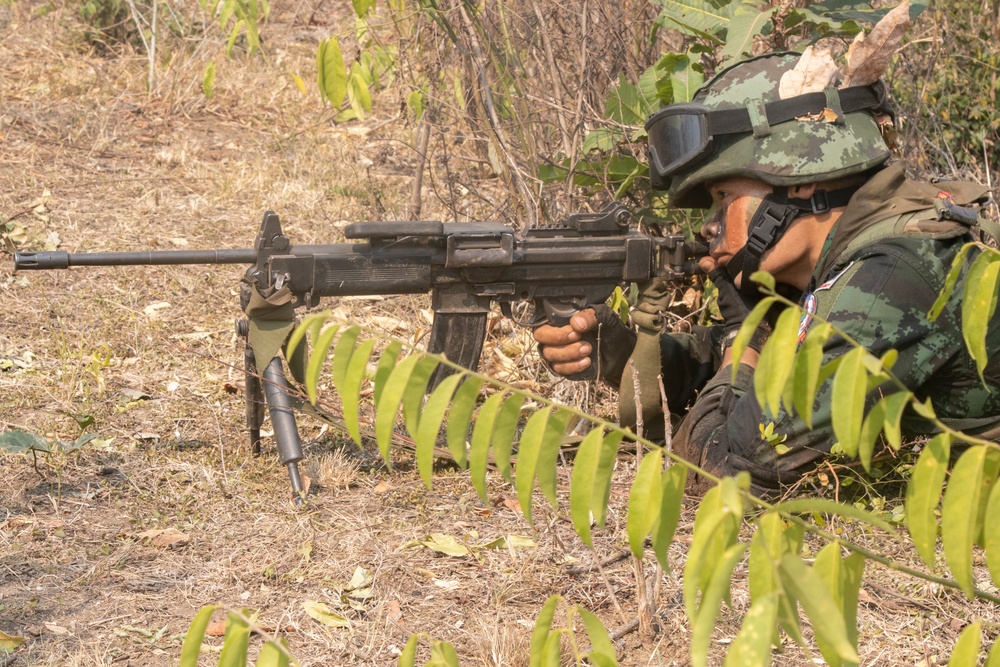 Thai, U.S. soldiers hone platoon-level skills