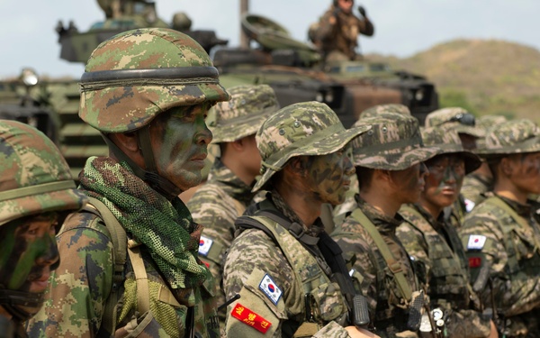 Cobra Gold 19: Royal Thai, ROK, US conduct amphibious assault exercise at Hat Yao Beach