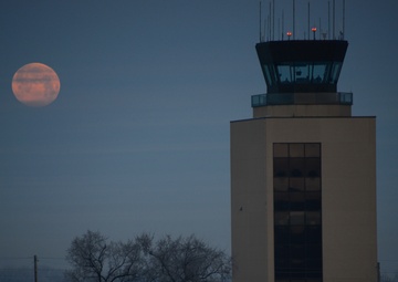 Supermoon over Sioux City