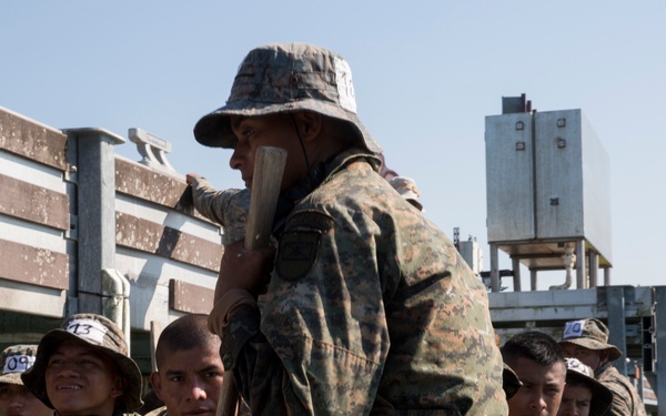 Colombian Marines conduct riverine operations with Guatemalan partners