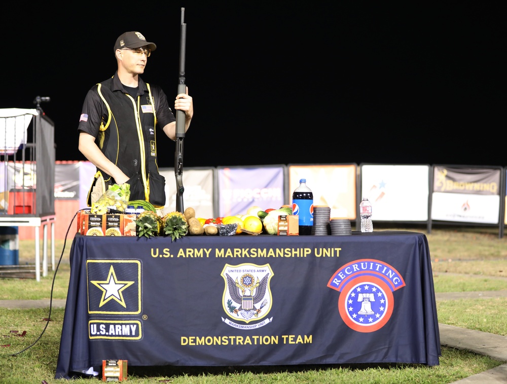 2008 Gold Medalist &amp; Soldier provides shotgun demo to Texas youth