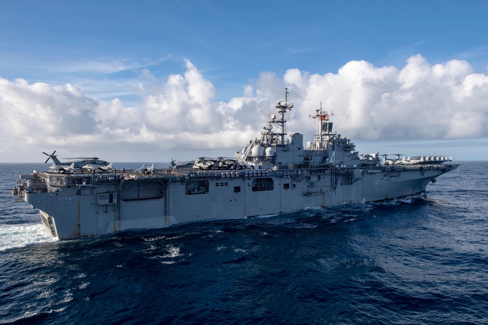 USS John P. Murtha Fueling-at-Sea with USS Boxer