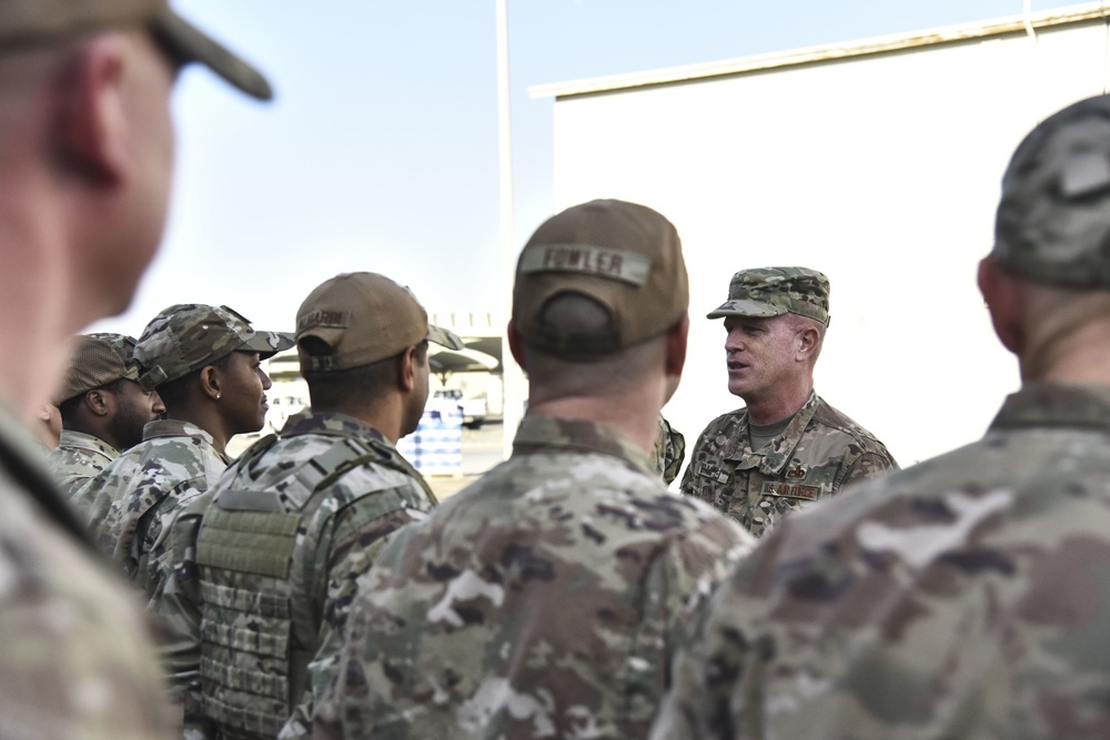 ACC Commander and Chief visit Al Dhafra Air Base