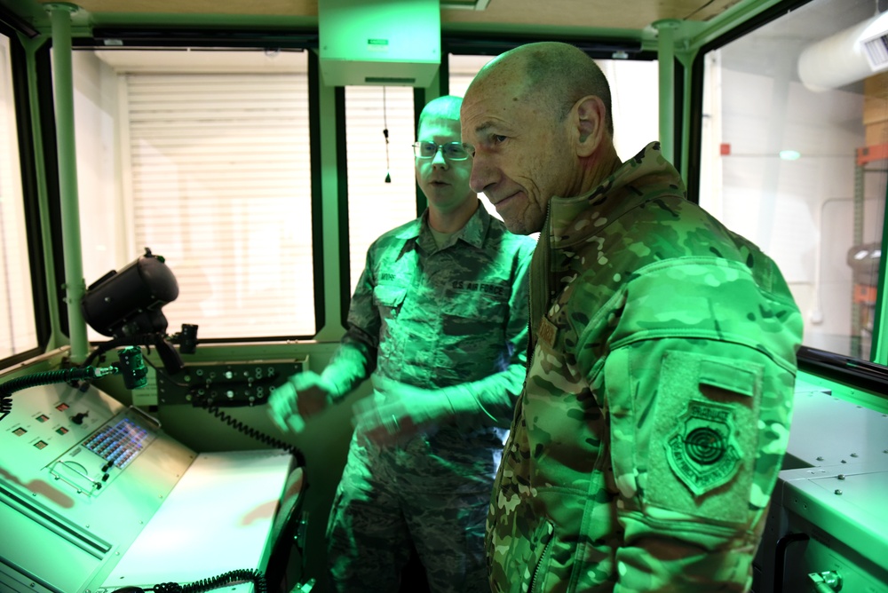 The Air Combat Command Commander visits the 173rd Fighter Wing