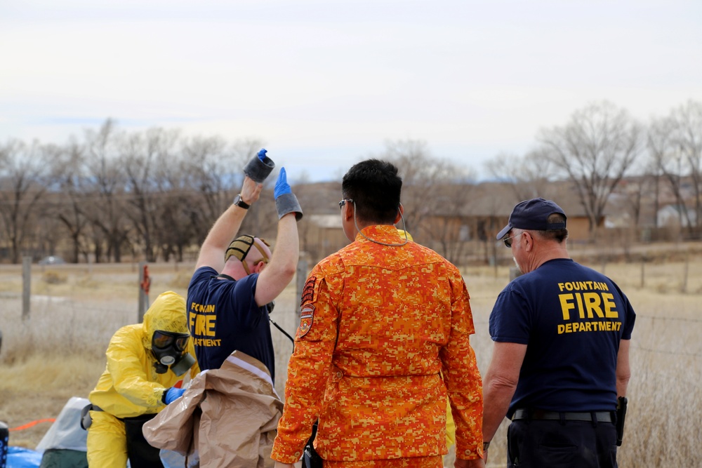 Saving lives together: Philippines Bureau of Fire Protection train with DTRA, Colorado first responders