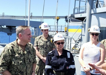 MSC Commander Visits MPSRON 3 in Saipan