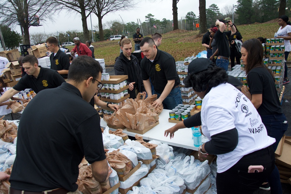 OCS students provide support to food drive