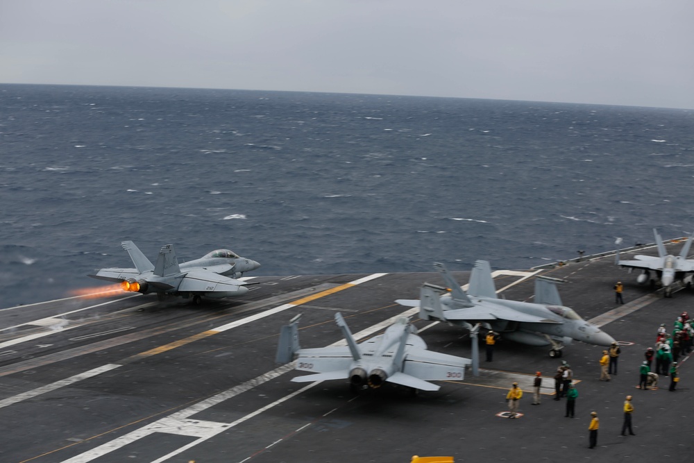 190219-N-MM912-2009