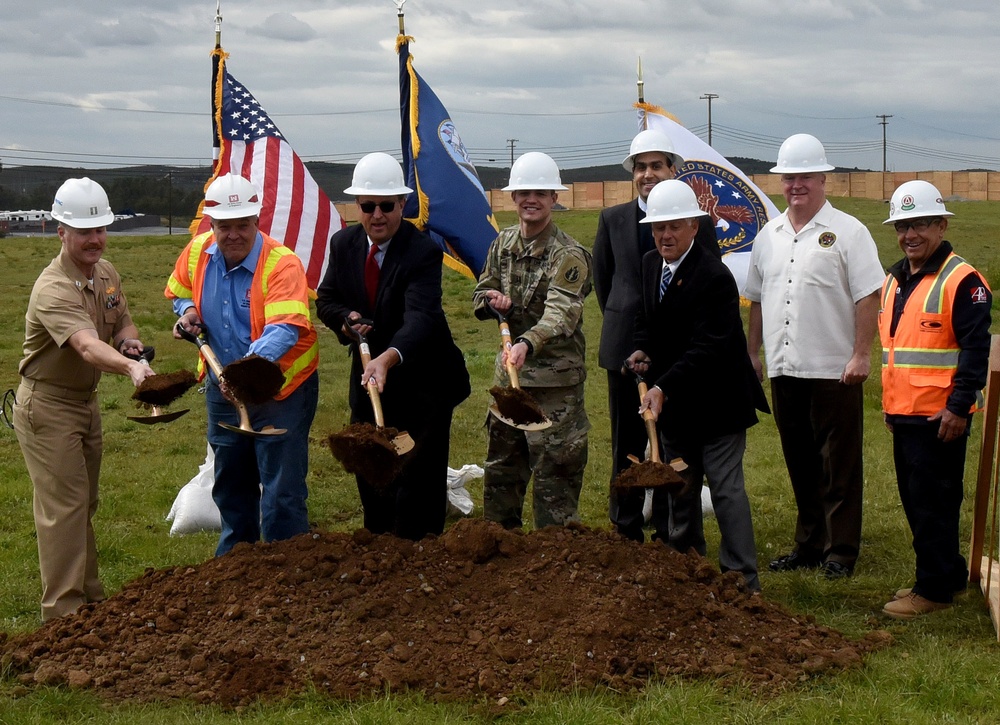 Breaking Ground on New Army Reserve Center in Fallbrook, Calif.