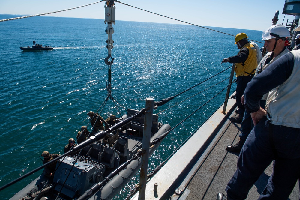 USS Harpers Ferry Conducts Boat Operations