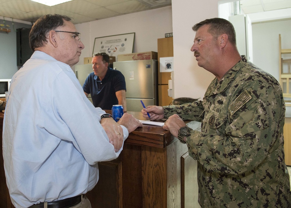 Members of Congress visit CLDJ