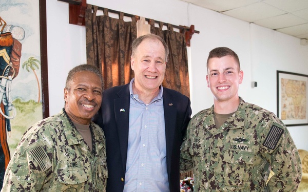 Members of Congress visit CLDJ