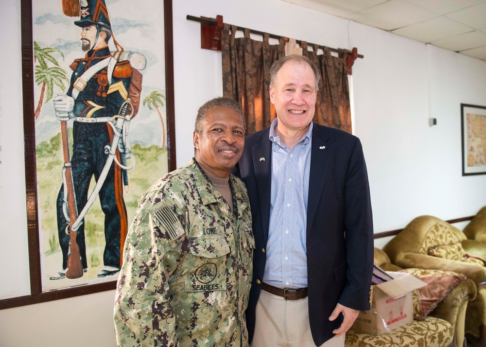 Members of Congress visit CLDJ