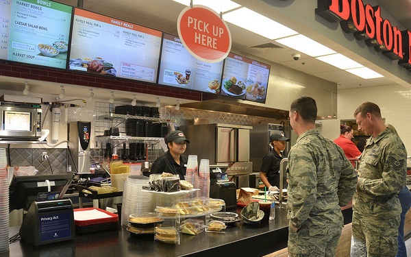 Exchange Brings Better-For-You Meals, Snacks to Warfighters Worldwide