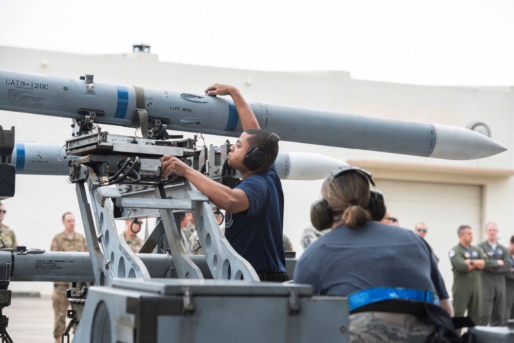 67th and 44th AMU compete in annual weapon load competition