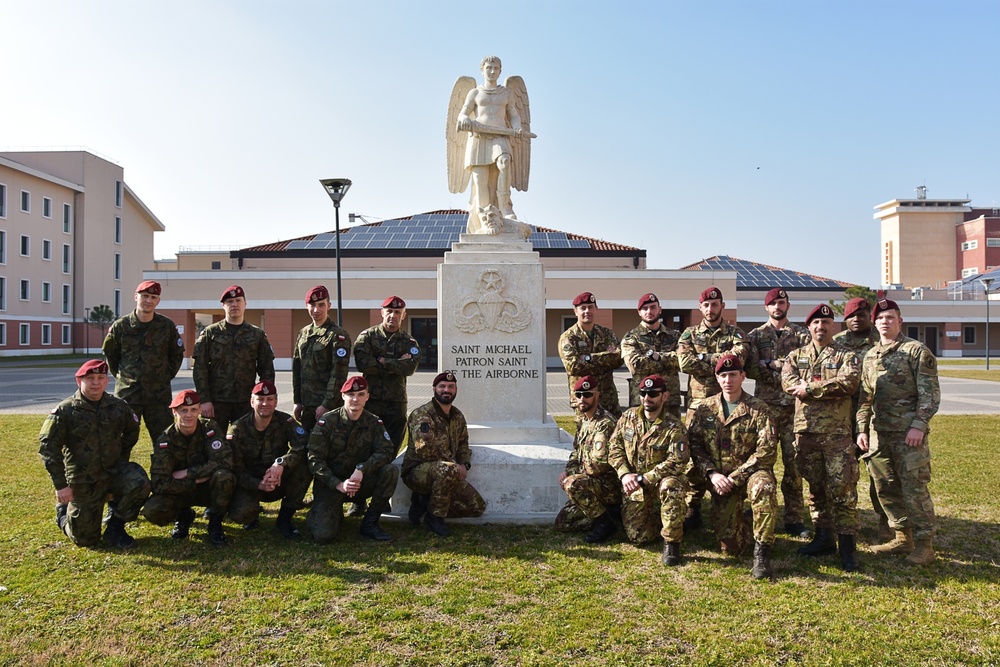 Italian and Polish Soldiers aside statue