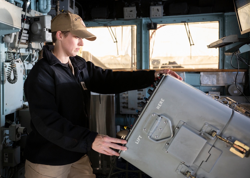 U.S. Fleet Forces Conducts Wear Test of Two-Piece Organizational Clothing Prototype