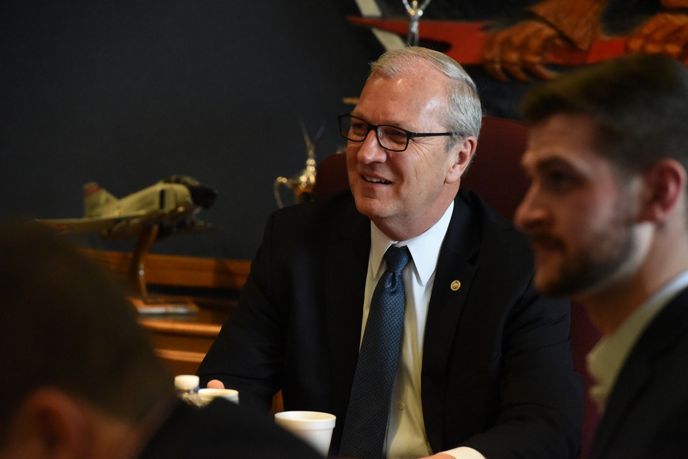 U.S. Senator Kevin Cramer visits 119th Wing