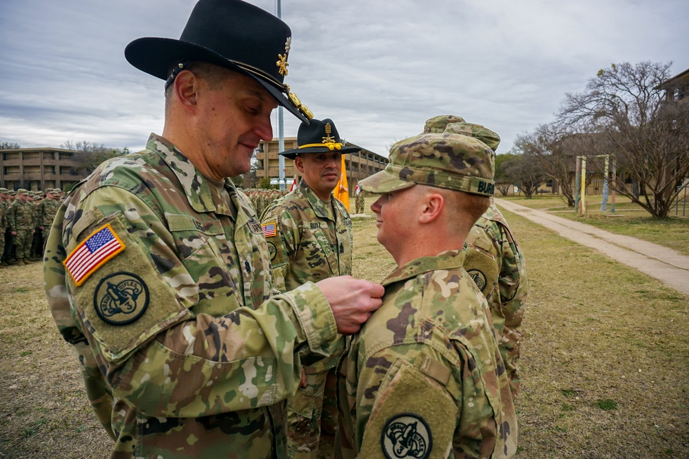 Brave Rifles conduct gold spur ceremony