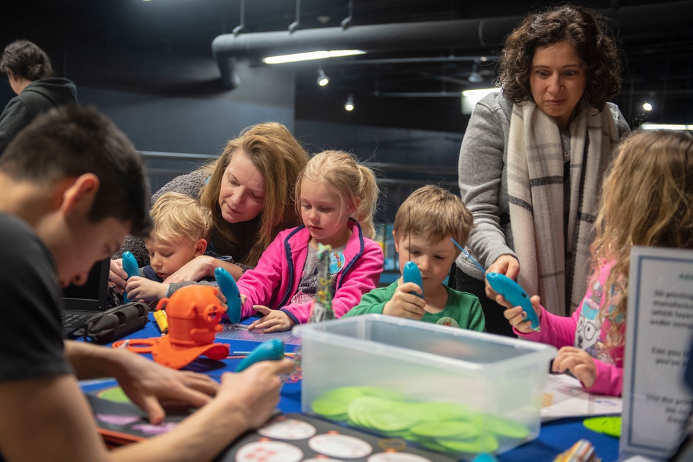 Naval Undersea Museum Keyport Hosts 21st Annual Discover &quot;E&quot; Day