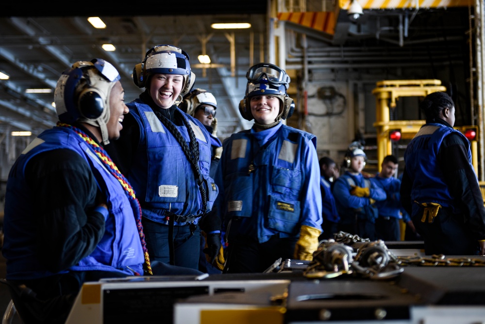 USS Theodore Roosevelt (CVN 71)