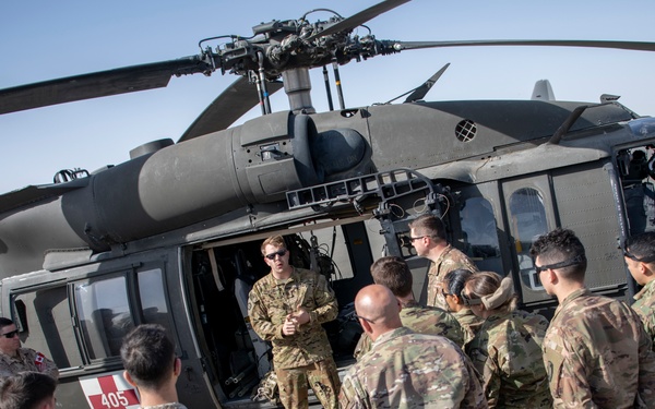 386 EMDG participate in Medevac 101 training