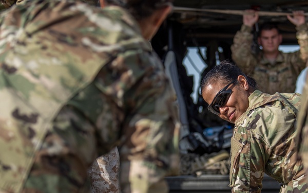 386 EMDG participate in Medevac 101 training